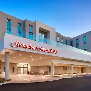 Hampton & Convention Center United States